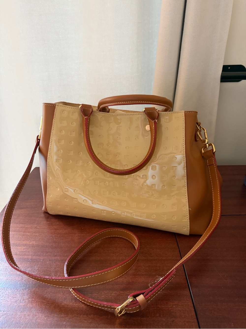 Arcadia Large Gina Tote - Tan Patent Tote with Removable Strap